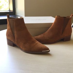 Marc Fisher LTD Yale Chelsea Boot